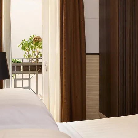 Tb Place Hotel 4*